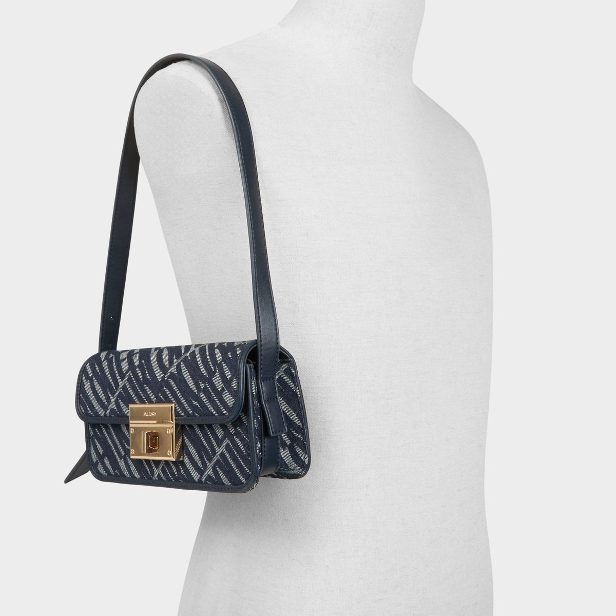 Amandyy in Denim - Shoulder bag | Aldo