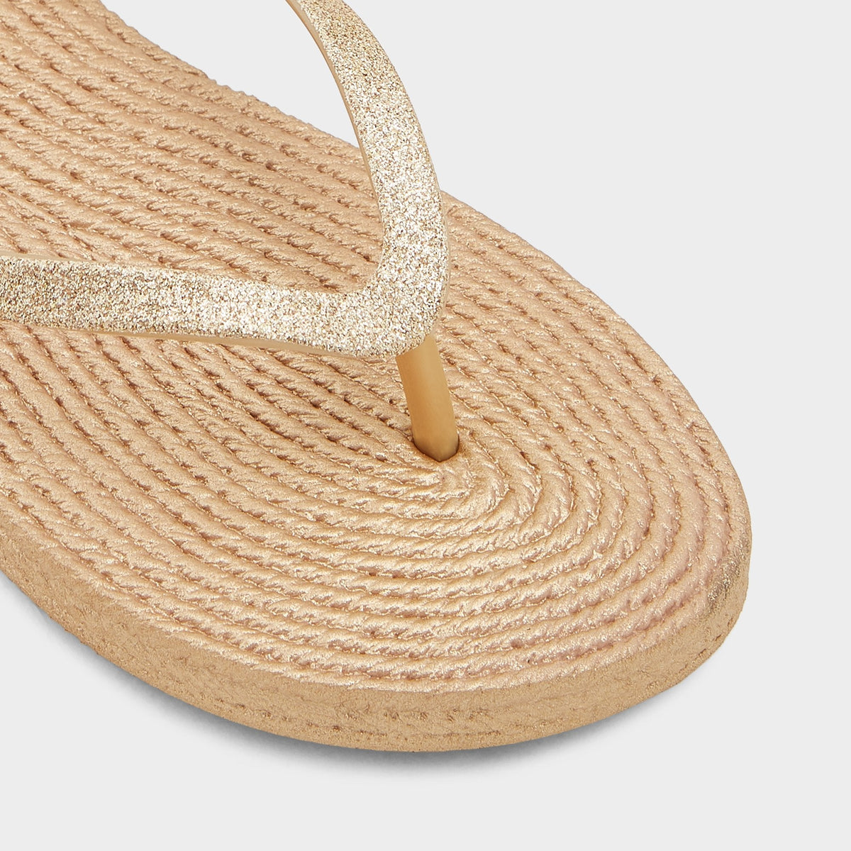 Aloomba Gold Women's Flats - Flip flop | Aldo