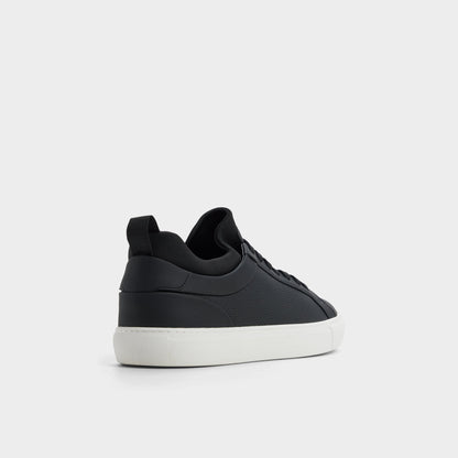 Xavier in Black 14204478 - Low top sneaker | Aldo
