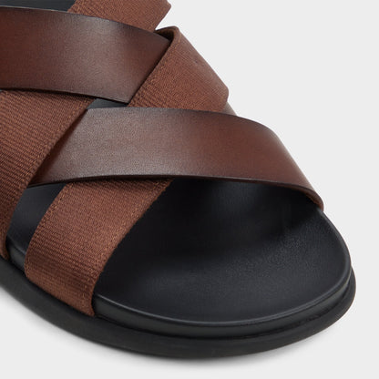 Florian in Dark Brown - Slide sandal | Aldo