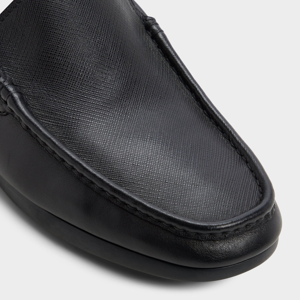 Zigosh in Black - Driving shoe | Aldo