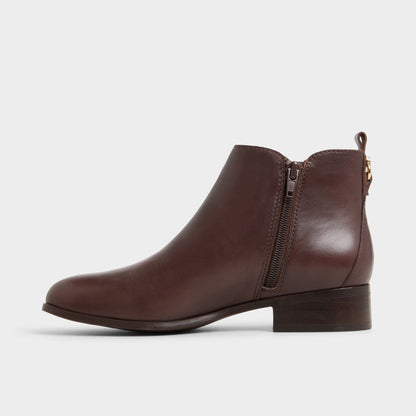 Verity in Dark Brown - Chelsea boot, Block heel | Aldo