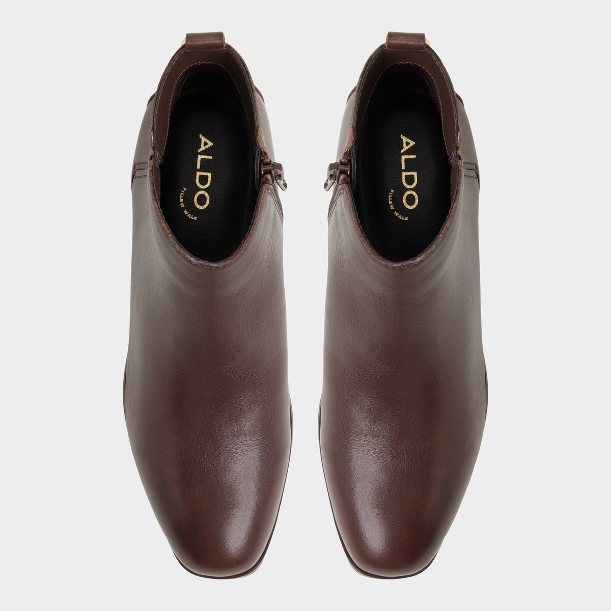 Verity in Dark Brown - Chelsea boot, Block heel | Aldo