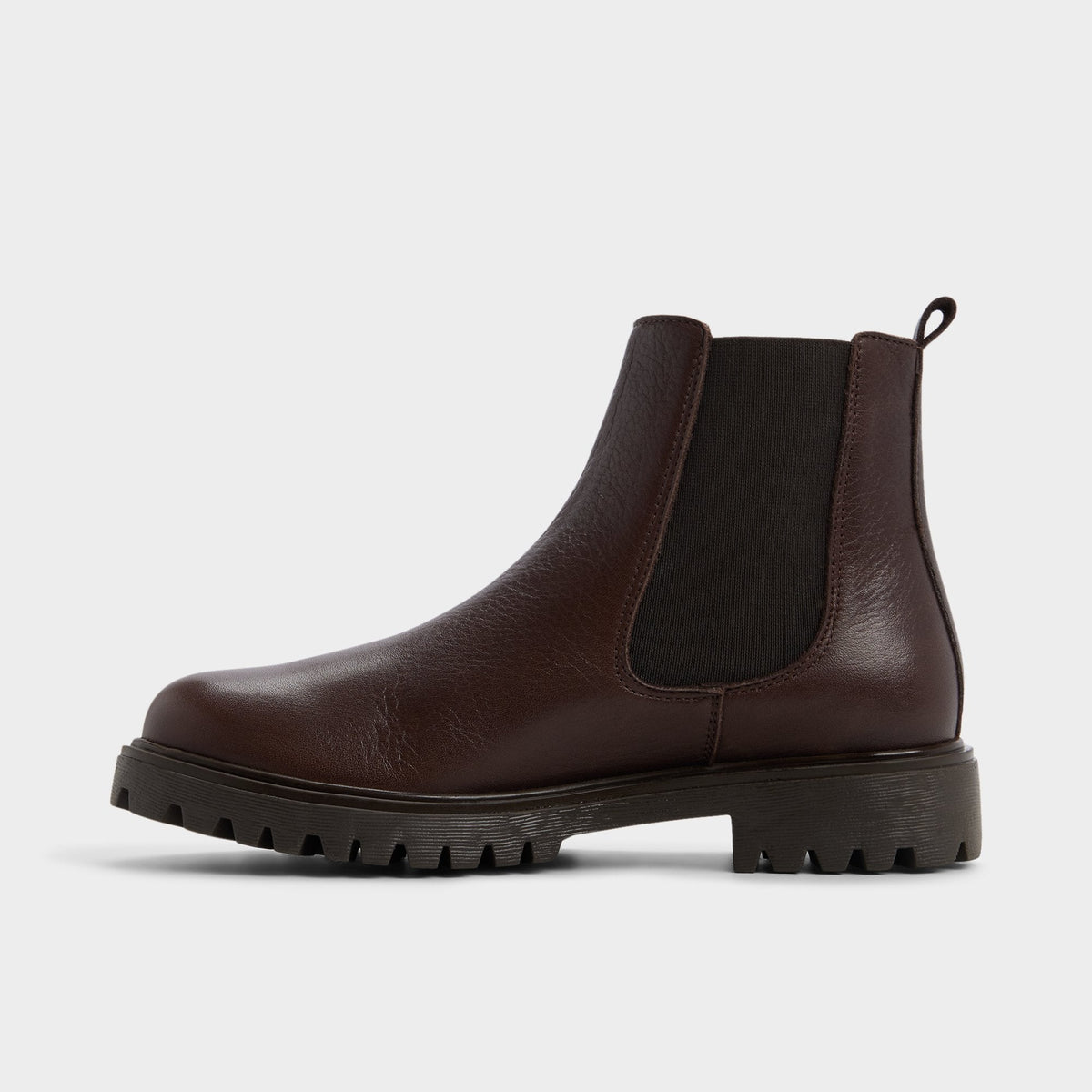 Adalitlan in Medium Brown - Chelsea boot, Lug sole | Aldo