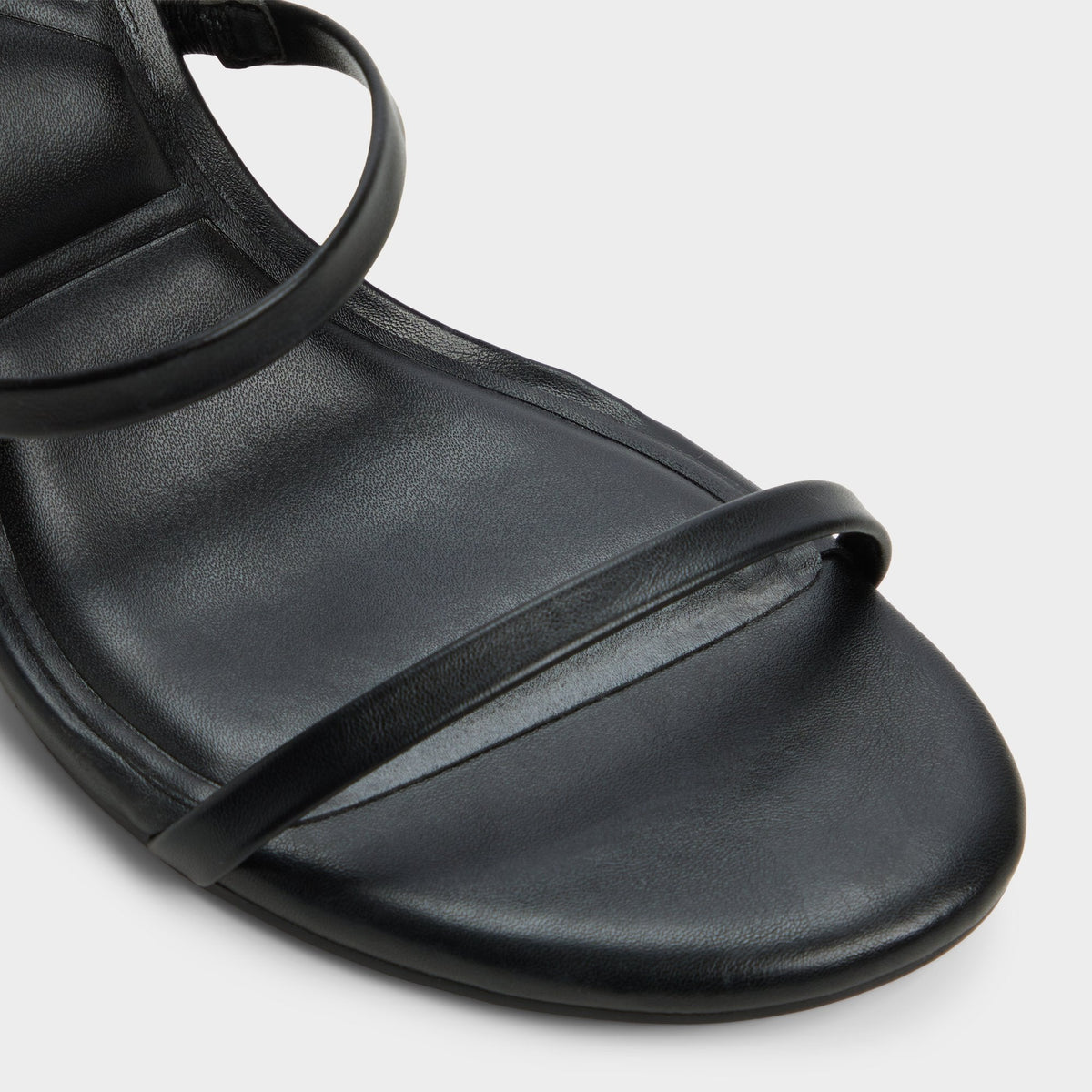 Avelinda in Black - Heeled mule | Aldo