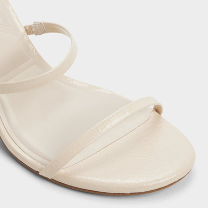 Avelinda in Cream - Heeled mule | Aldo