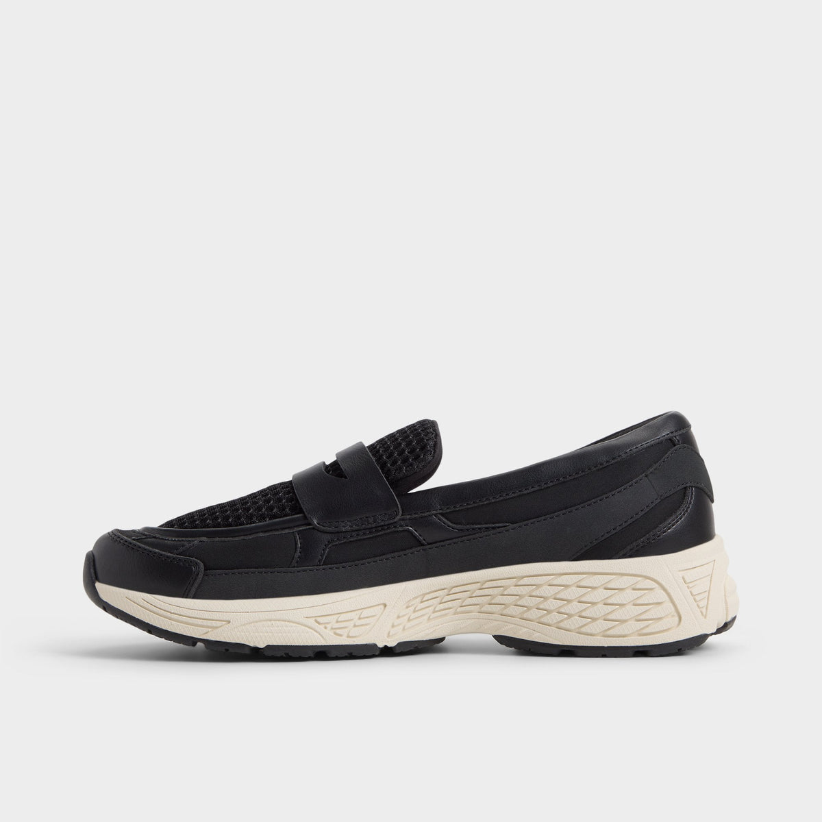 Loffy in Black - Loafer, Jogger sole | Aldo