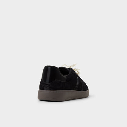 Chicsneaker2 in Black Black - Low top sneaker, Cup sole | Aldo