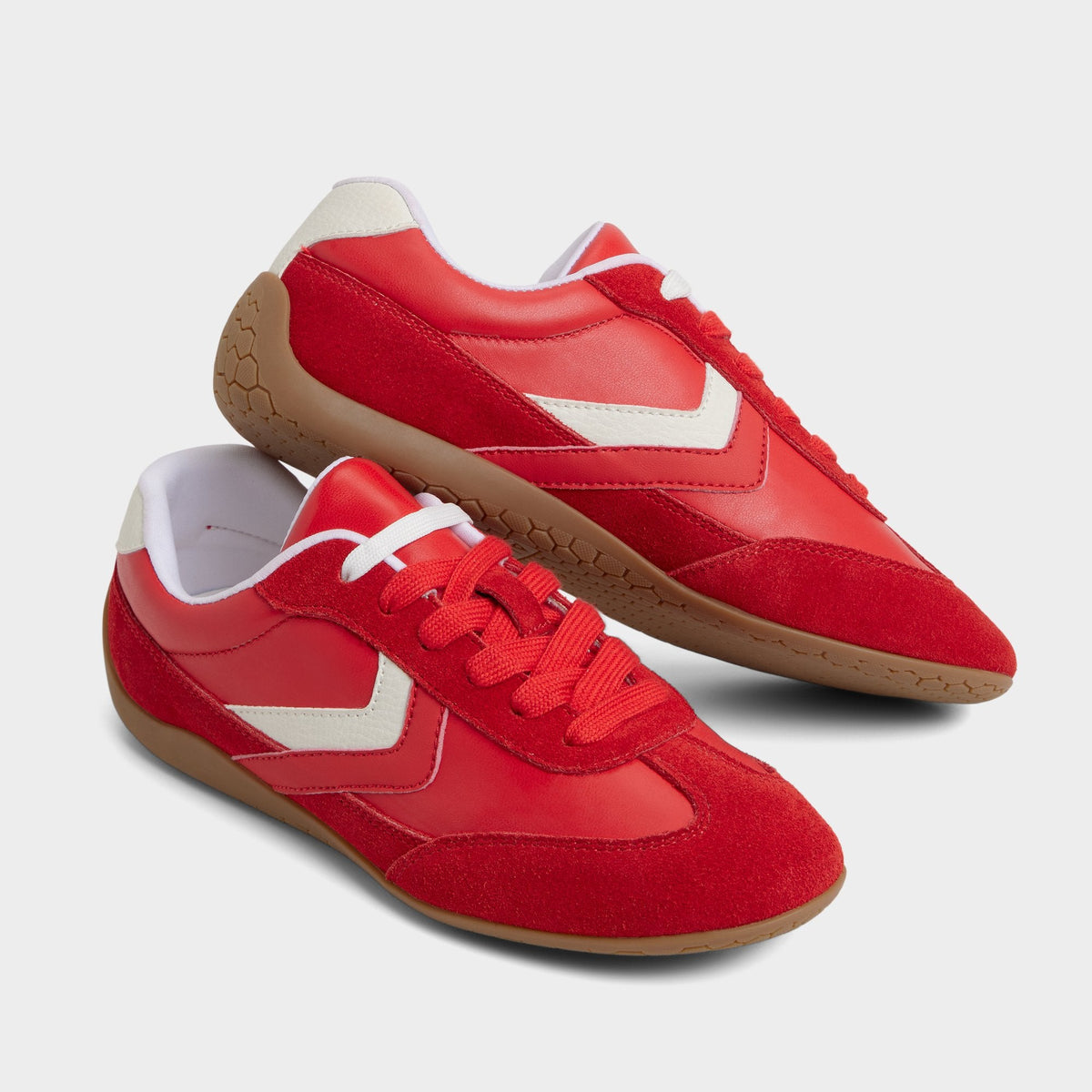 Coolchic in Open Red - Jogger sneaker | Aldo