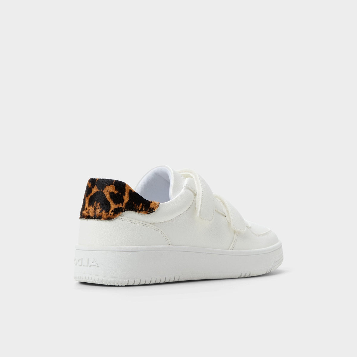 24-7kicks White Combo Women's Low top sneakers - Jogger sneaker, Platform | Aldo