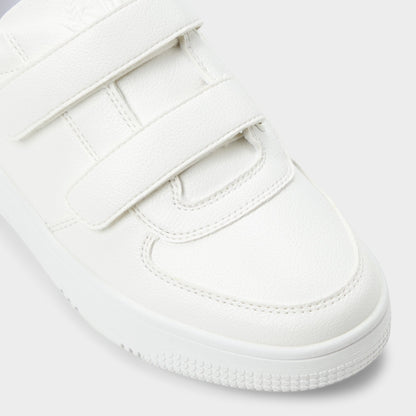 24-7kicks White Combo Women's Low top sneakers - Jogger sneaker, Platform | Aldo