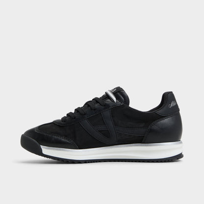 Stepcount Black Women's Low top sneakers - Jogger sneaker, Jogger sole | Aldo