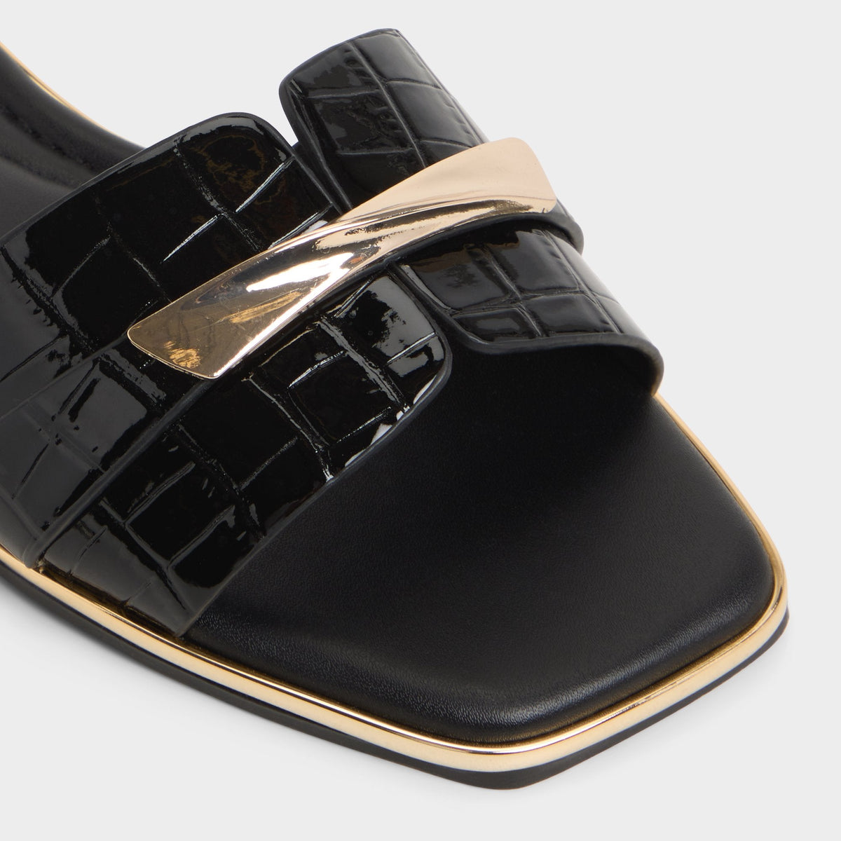 Darlina in Black - Slide sandal | Aldo