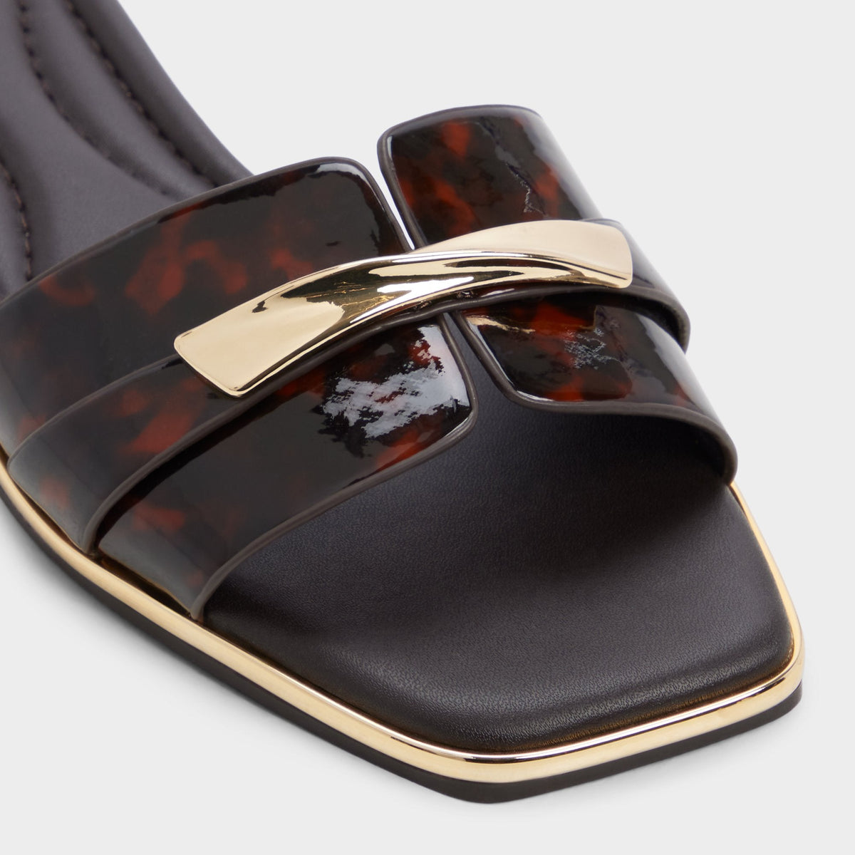 Darlina in Open Brown - Slide sandal | Aldo