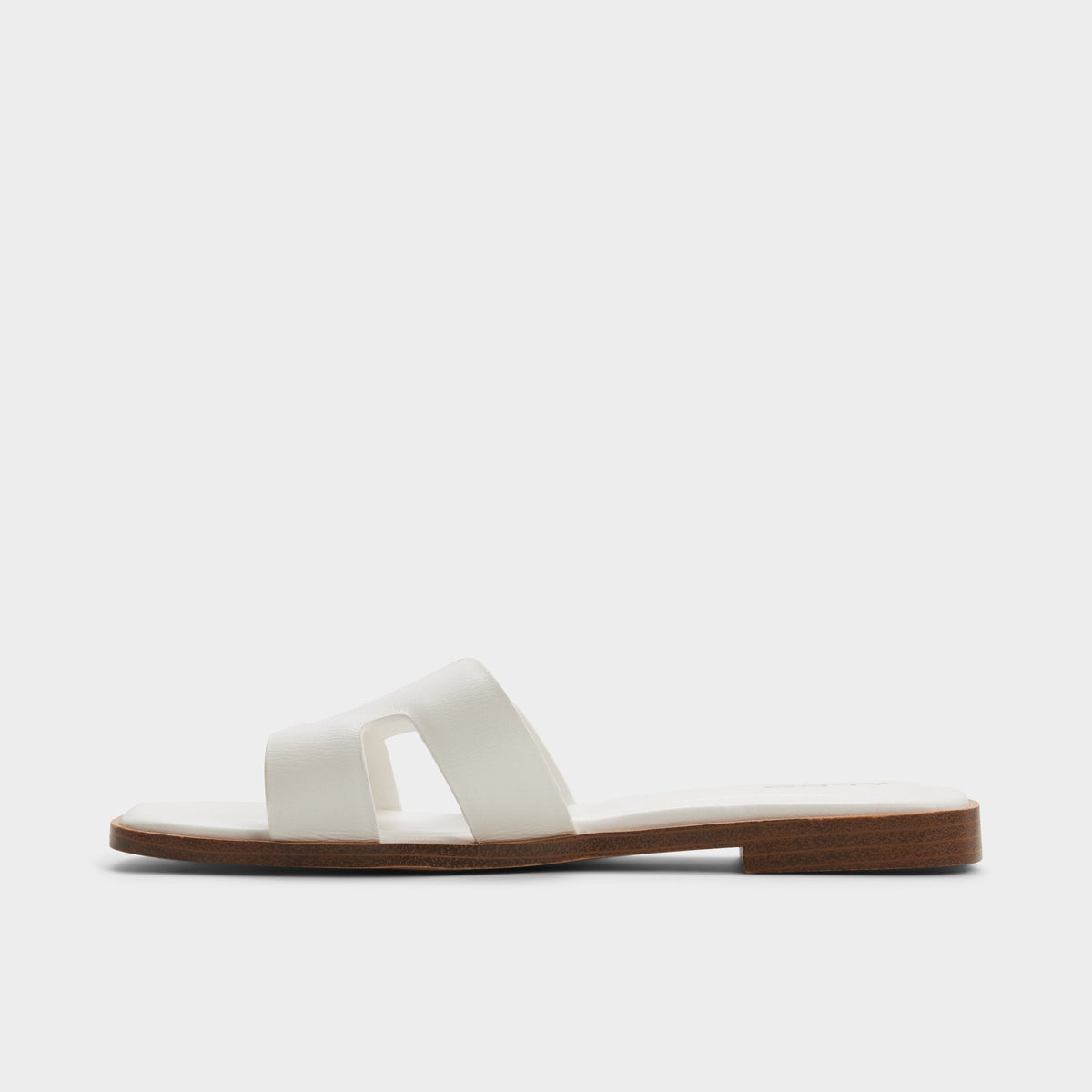 Itsandalb in White - Slide sandal | Aldo