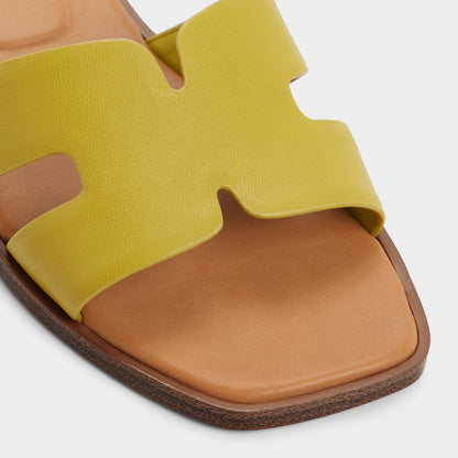 Itsandal in Other Yellow - Slide sandal | Aldo