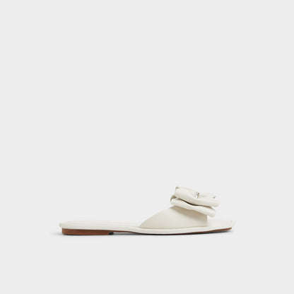 Bowetta in Other White - Slide sandal | Aldo
