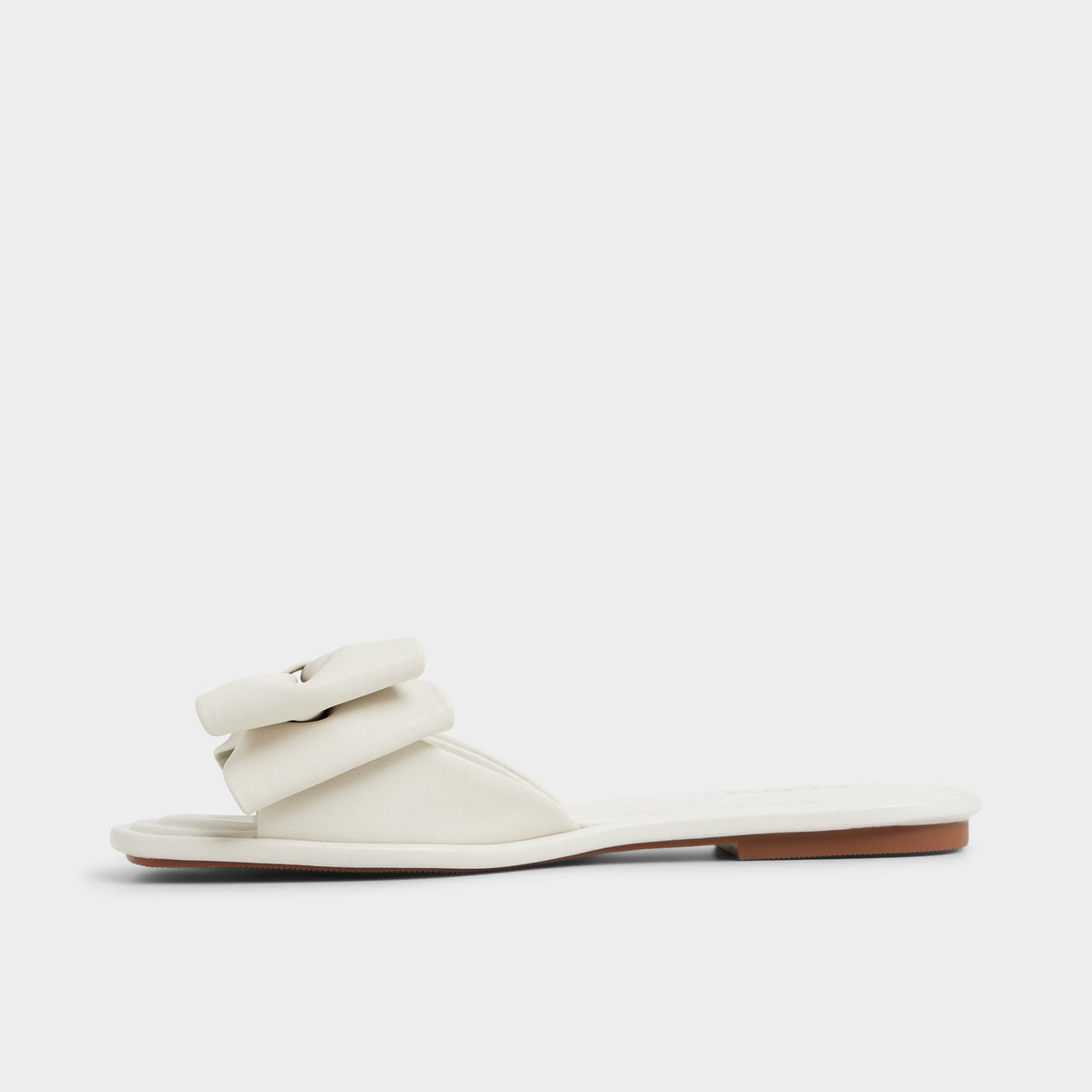 Bowetta in Other White - Slide sandal | Aldo