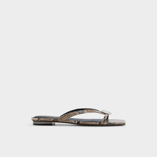 Iliria White/Black Women's Flats - Slide sandal | Aldo