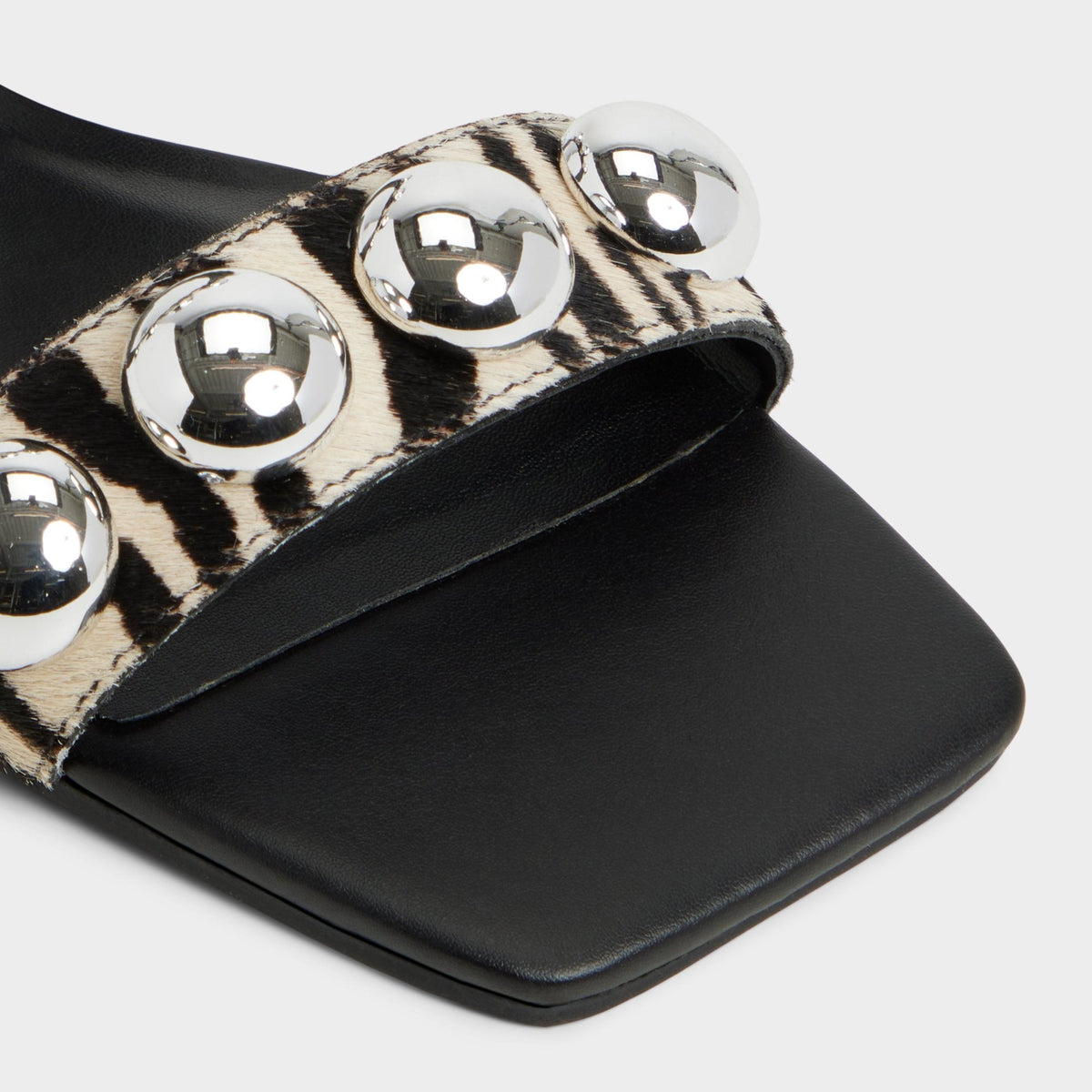 Katalena in White Black - Slide sandal | Aldo