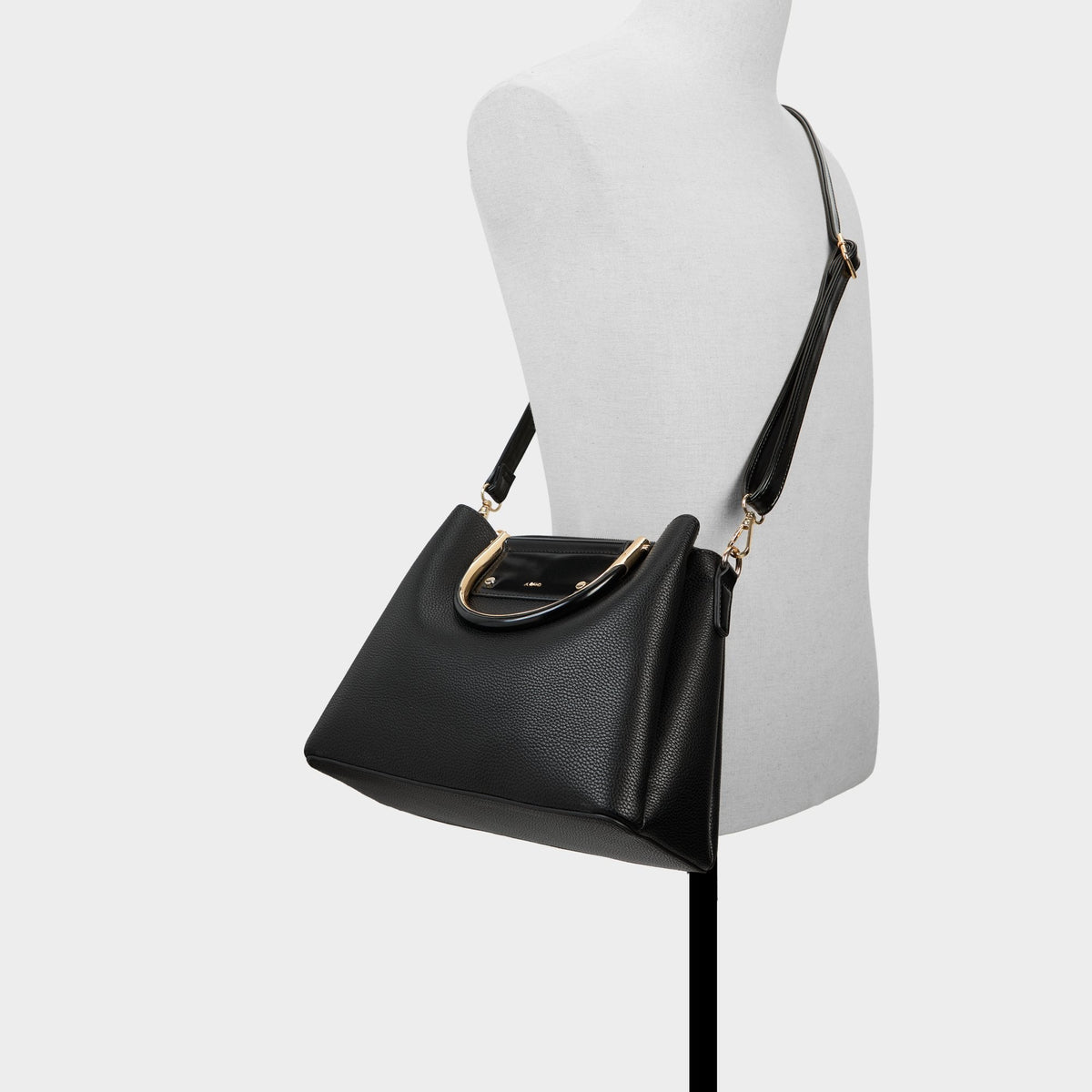 Sloanaa in Black - Satchel bag | Aldo
