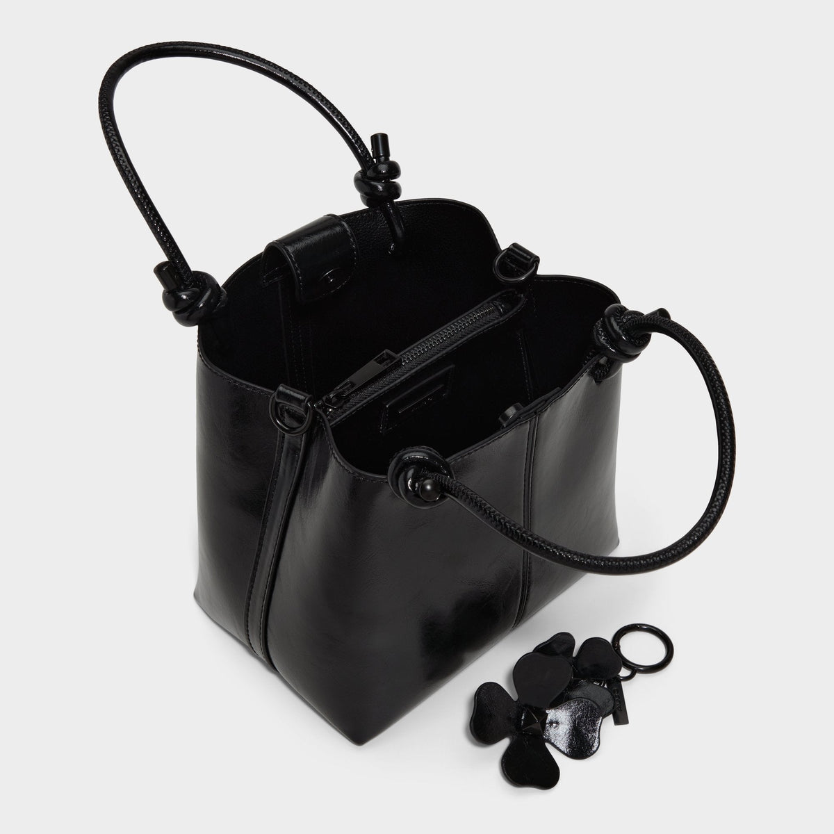 Evililyaa in Black Black - Satchel bag | Aldo