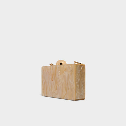 Zaloriaax in Natural - Clutch | Aldo
