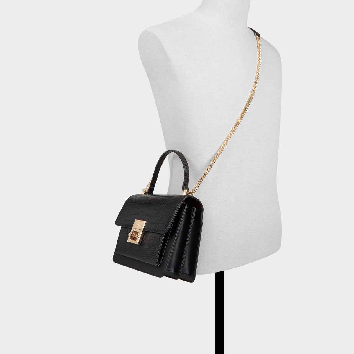 Nulsenn in Black - Crossbody bag | Aldo