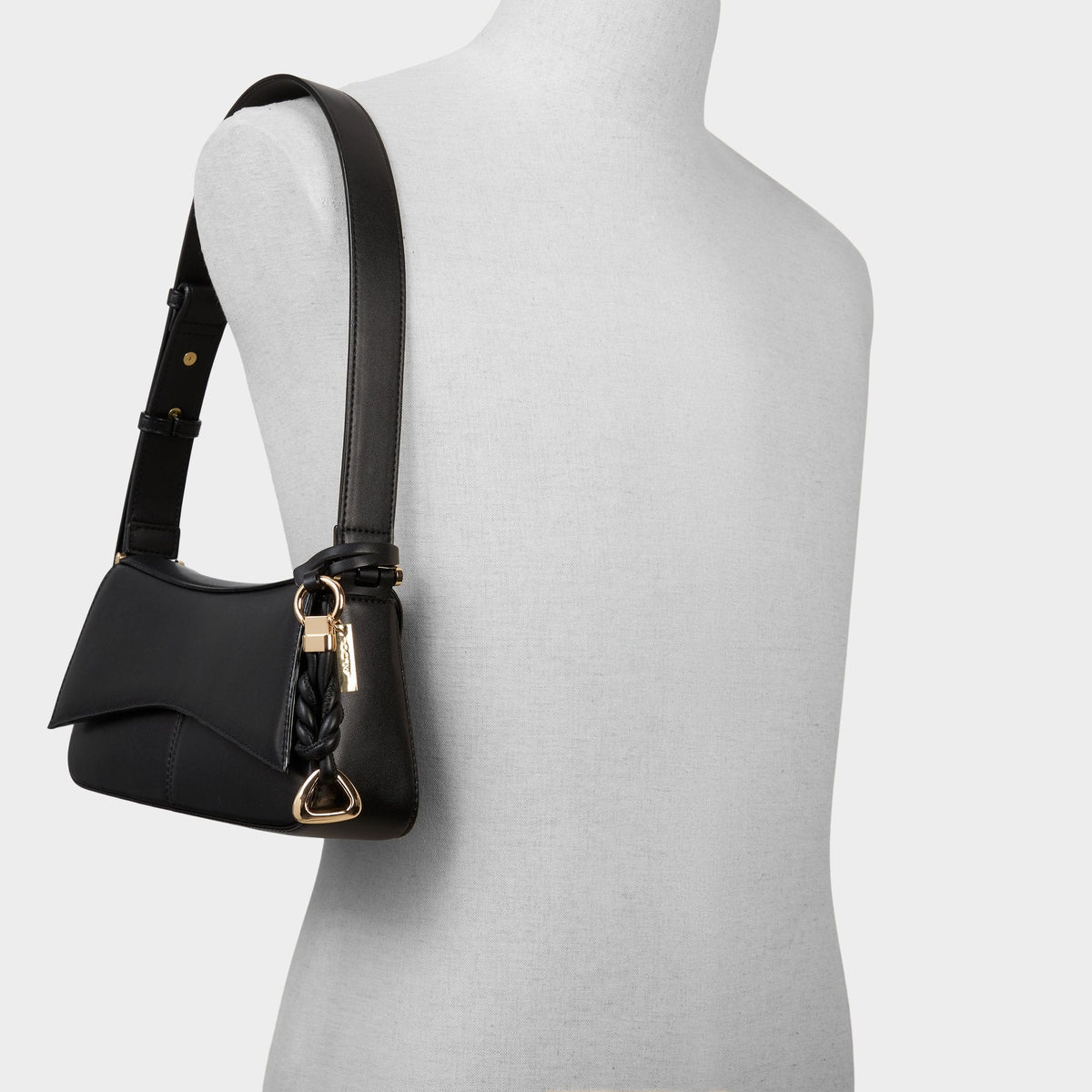 Evenaa in Black Overflow - Shoulder bag | Aldo