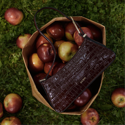 Jabellee in Dark Red - Shoulder bag | Aldo
