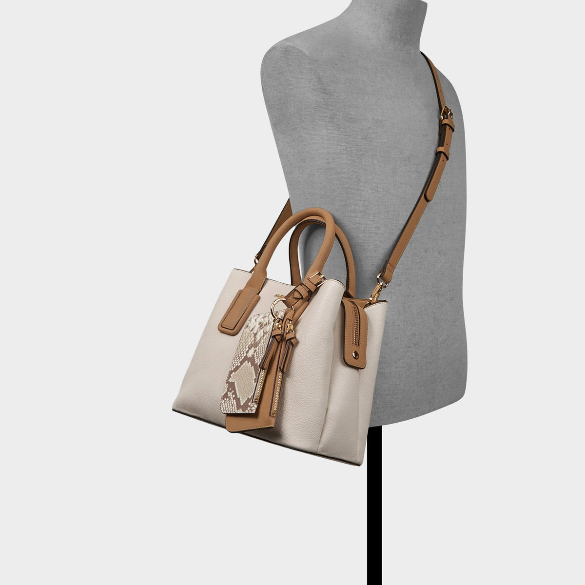 Jeynnaa in Bone - Satchel bag | Aldo
