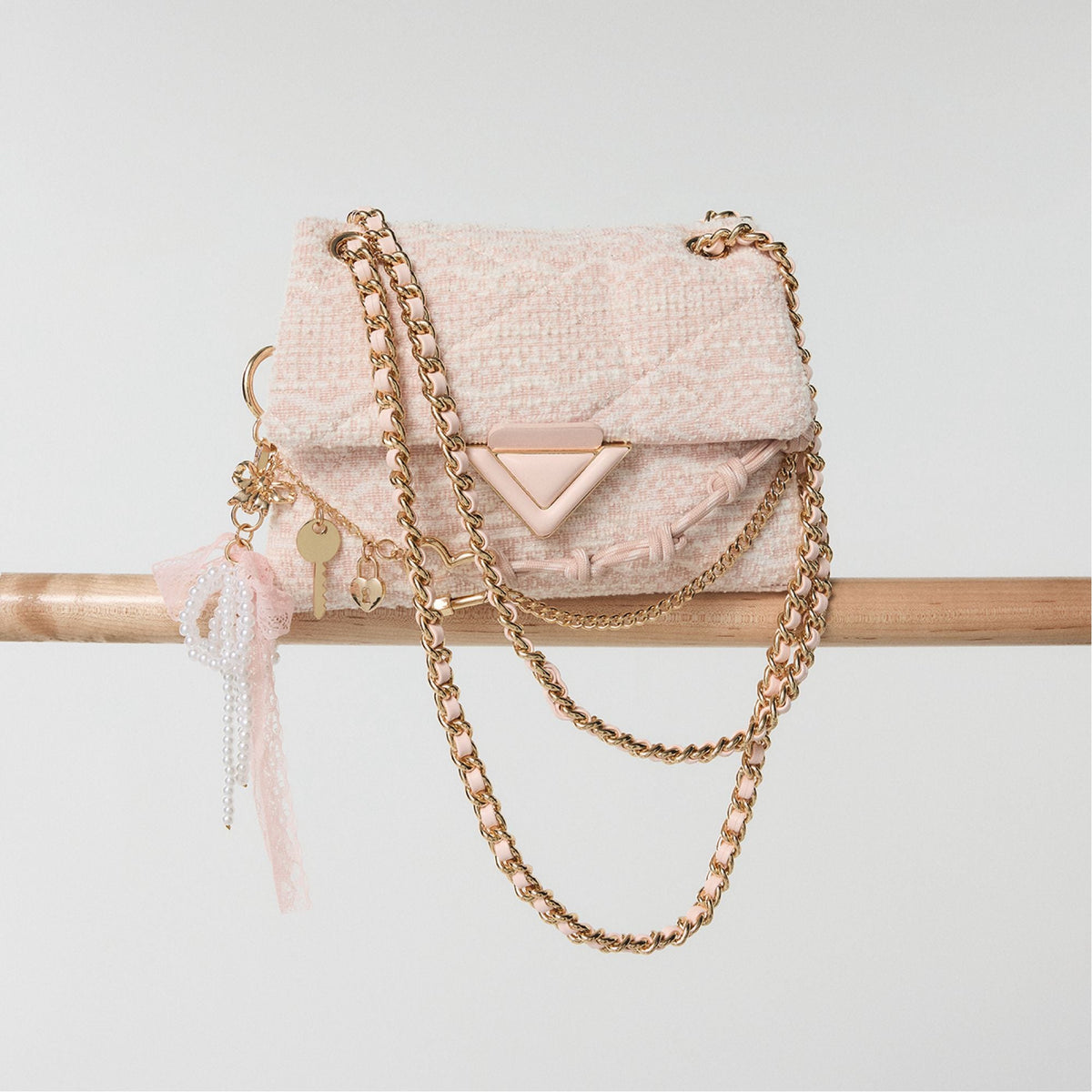 Softpufffemmee in Pink - Crossbody bag | Aldo