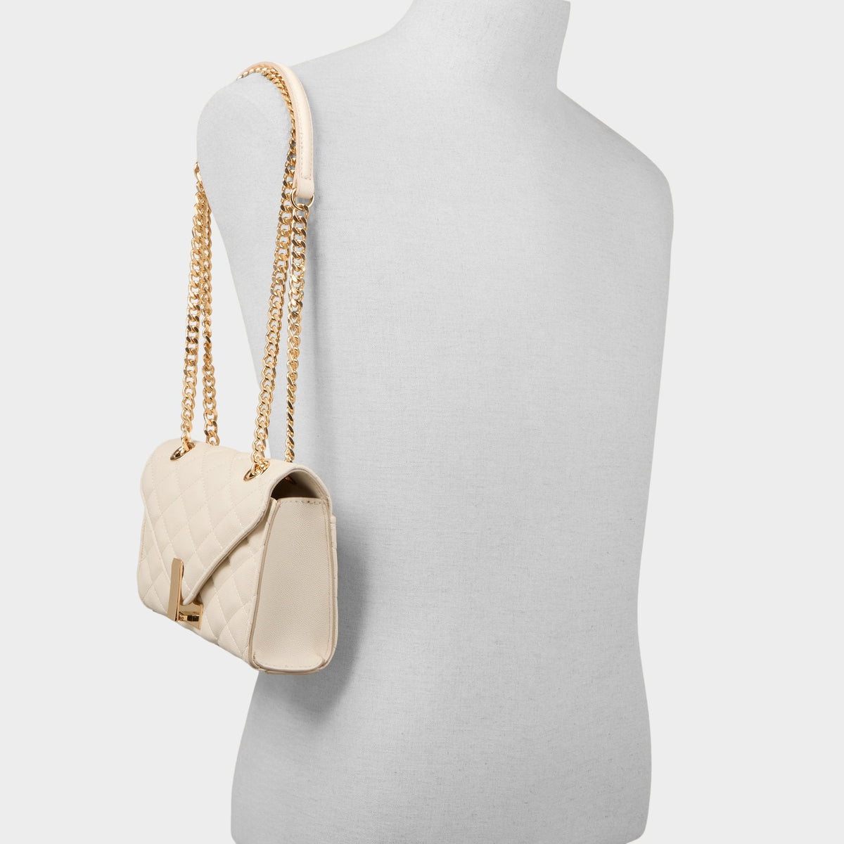 Chelsyyx in Bone - Crossbody bag | Aldo