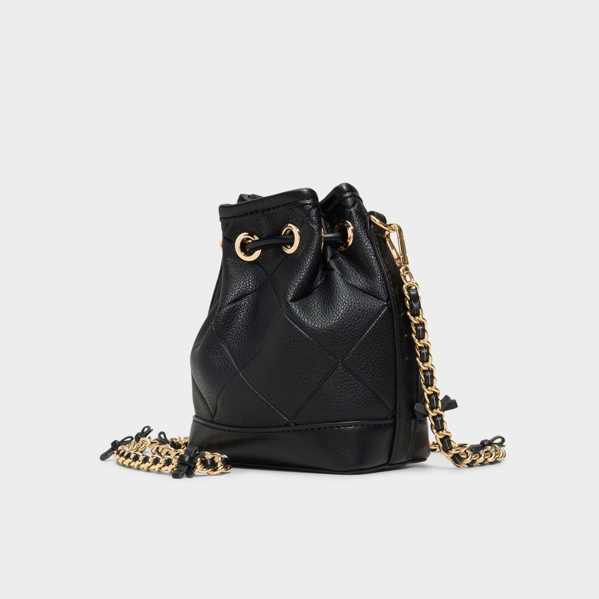 Elynnaa in Black - Bucket bag | Aldo