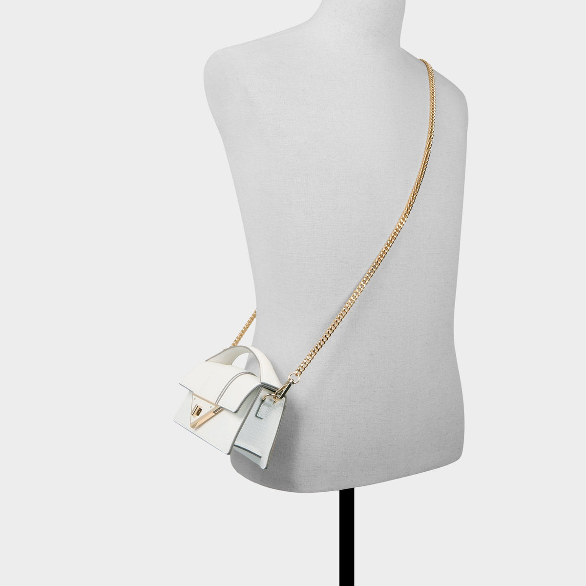 Brimeaax in White - Top handle bag | Aldo