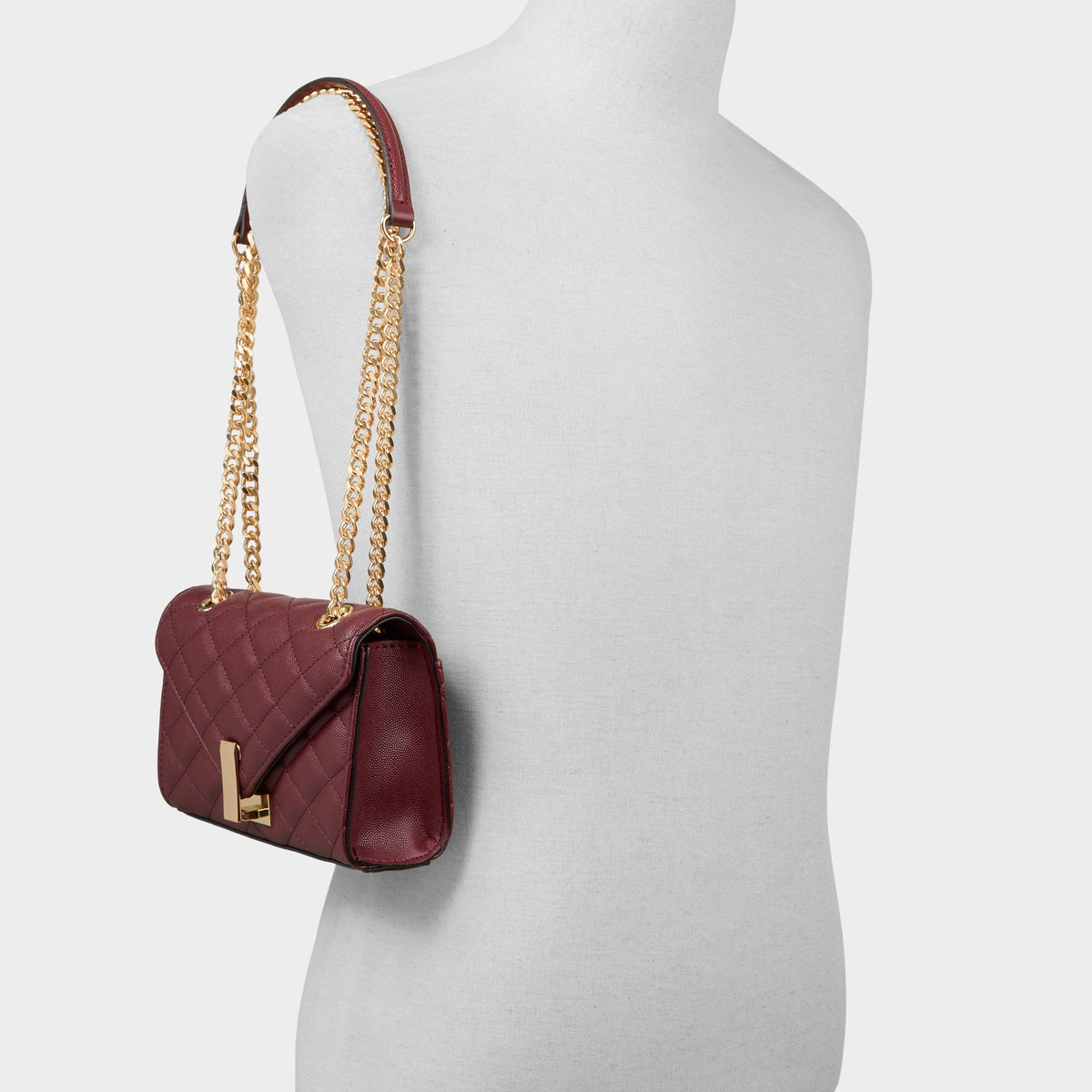 Chelsyyx in Bordo - Crossbody bag | Aldo