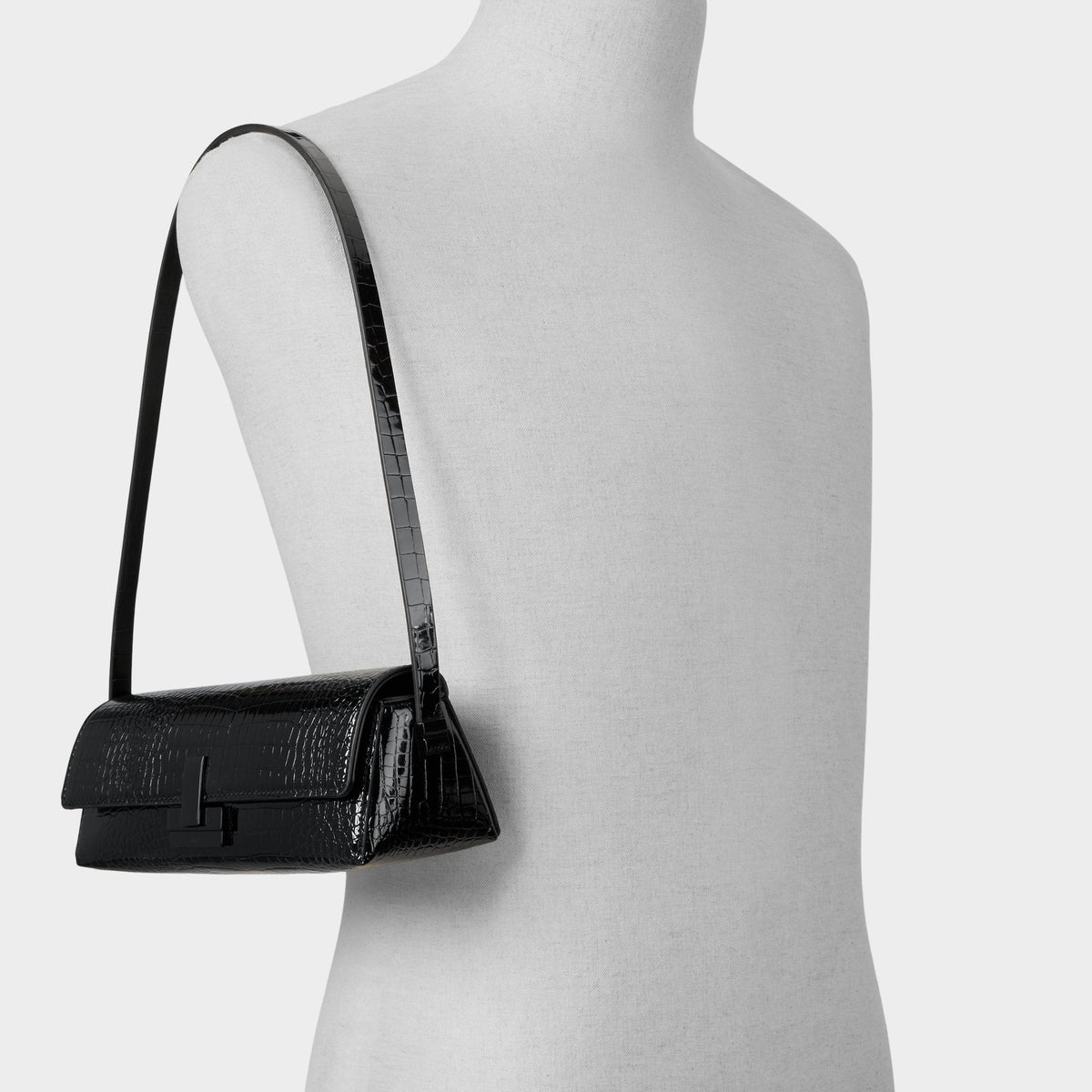 Alessianaa in Black Black - Shoulder bag | Aldo