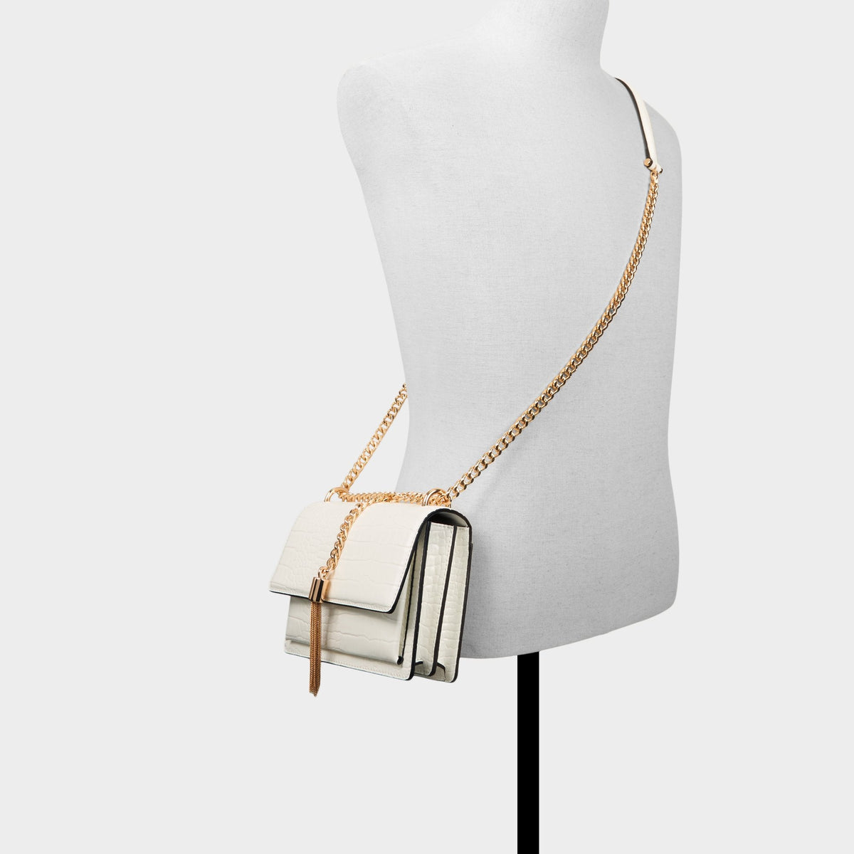 Miyabell in White - Crossbody bag | Aldo