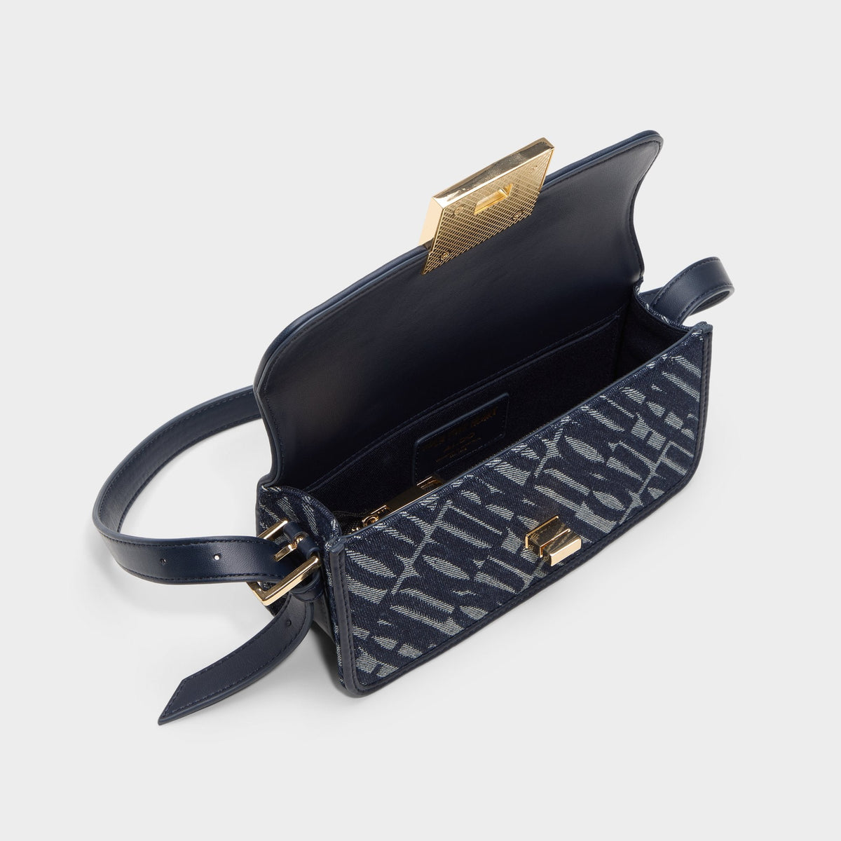 Amandyy in Denim - Shoulder bag | Aldo