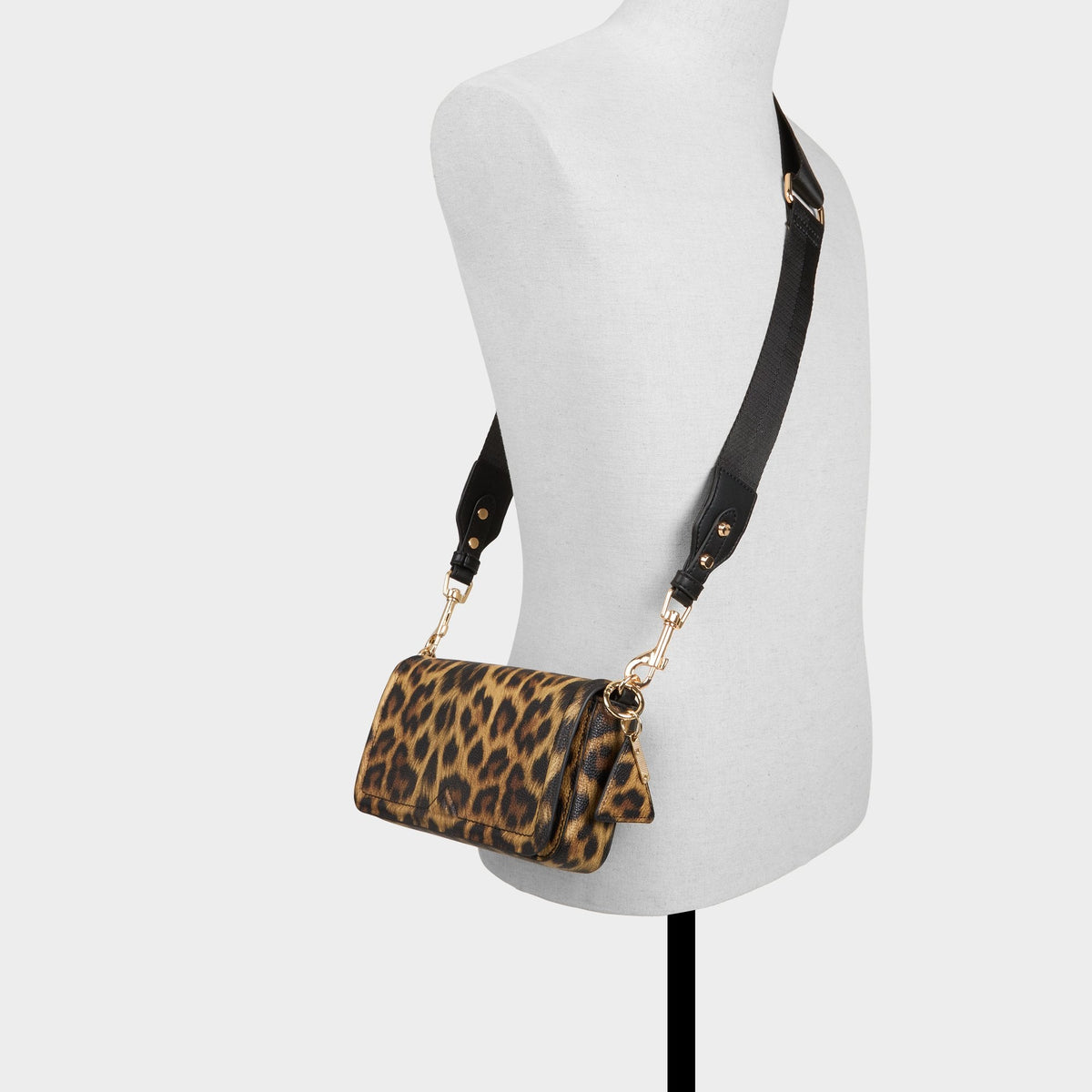 Gwendyy in Multi - Crossbody bag | Aldo
