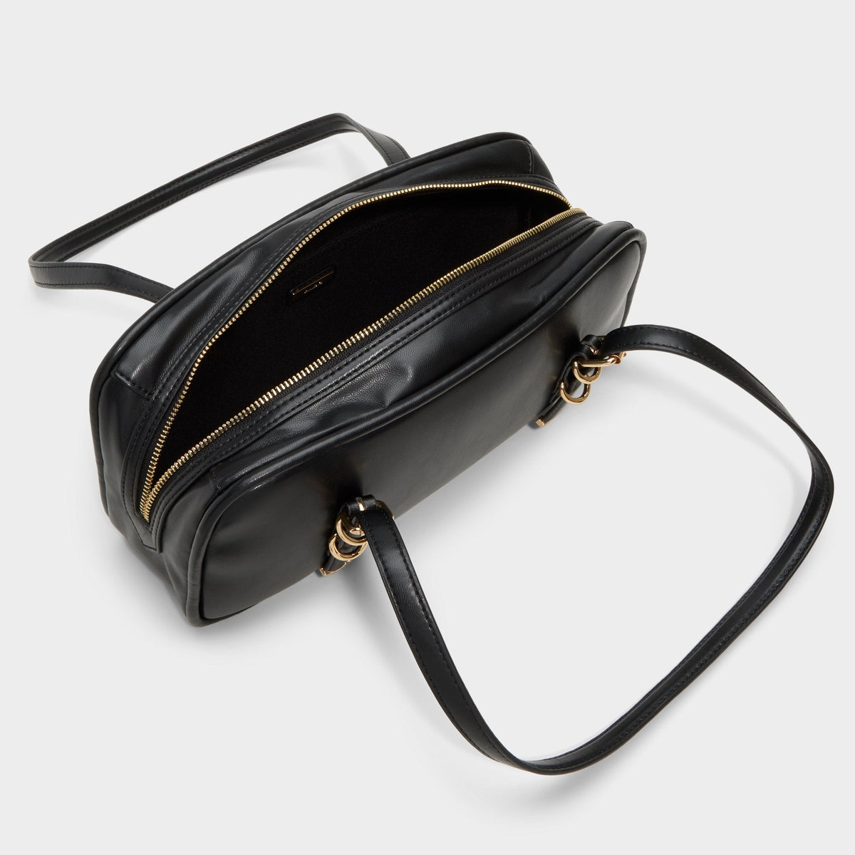 Casandraa in Black - Shoulder bag | Aldo