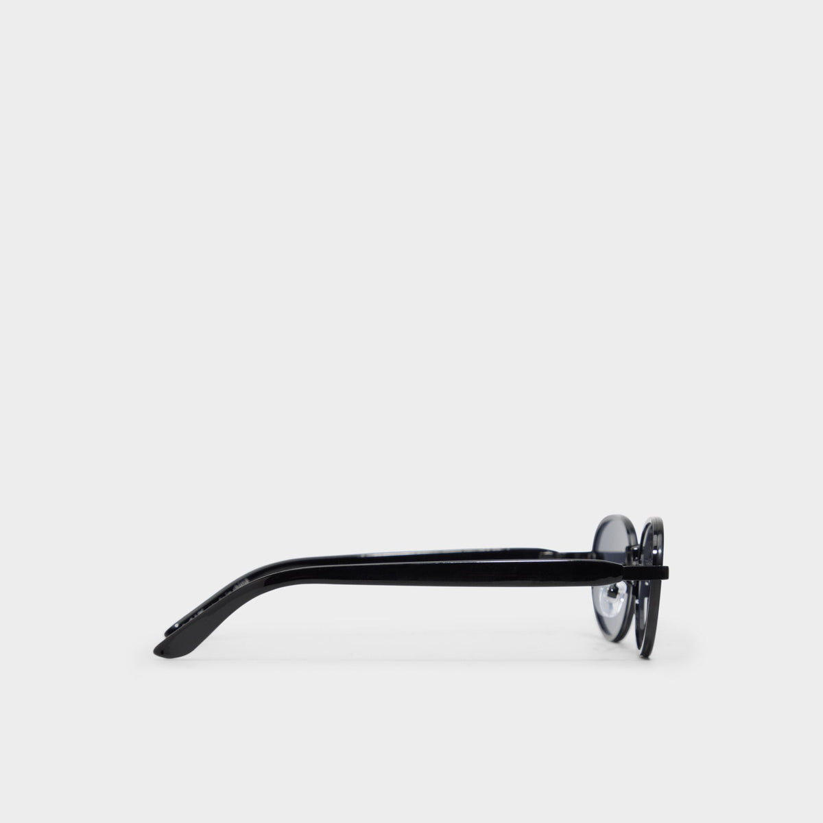 Alicee in Black - Oval sunglasses | Aldo