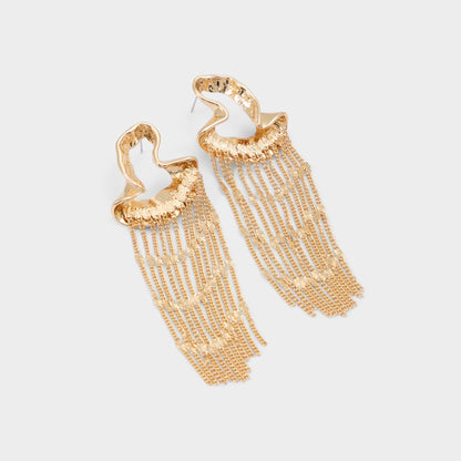 Solleenne in Gold - Chandelier earrings | Aldo