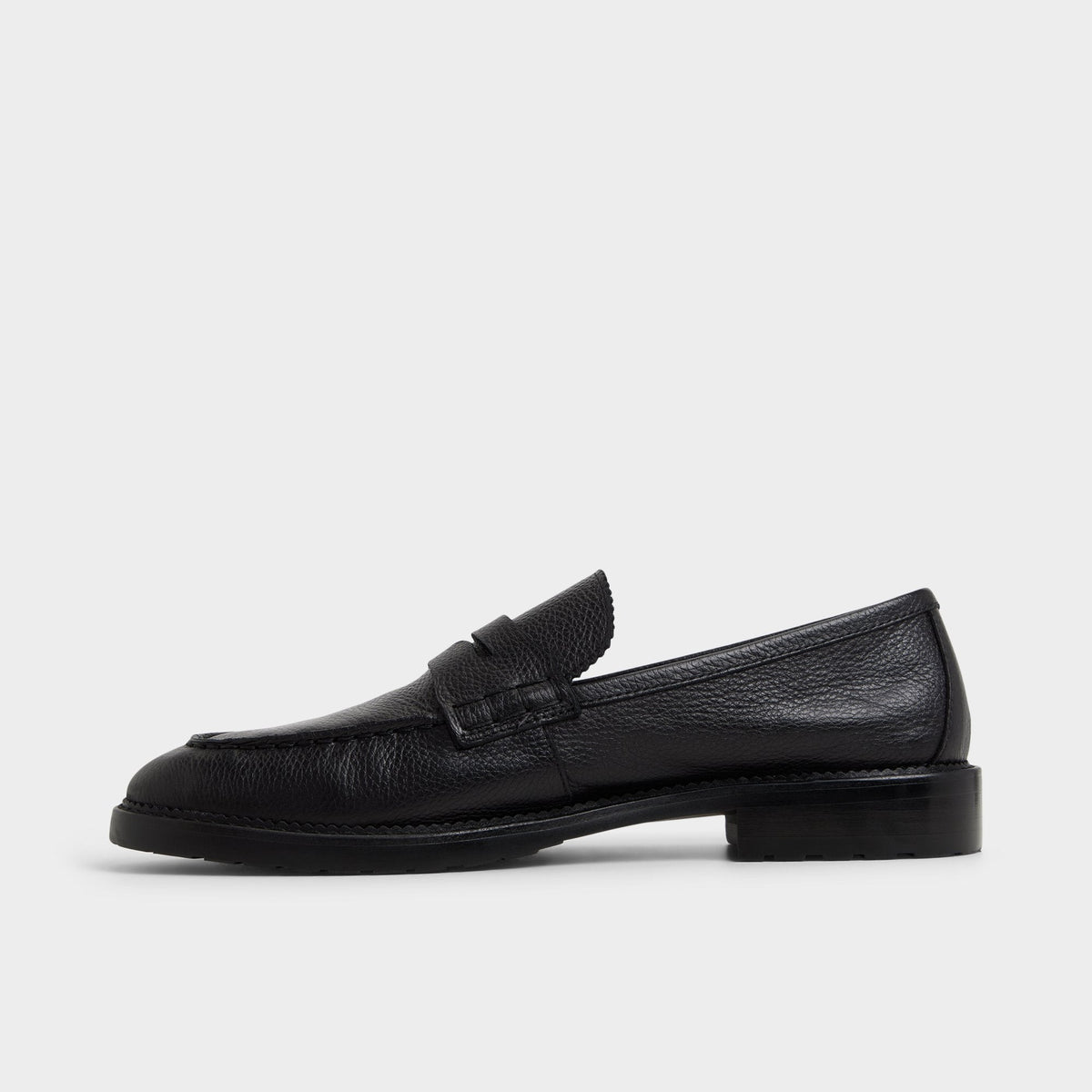 Melvillee in Open Black - Loafer | Aldo