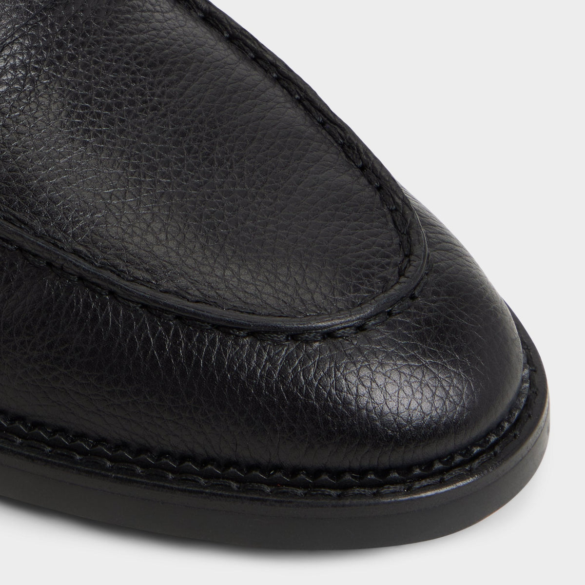 Melvillee in Open Black - Loafer | Aldo