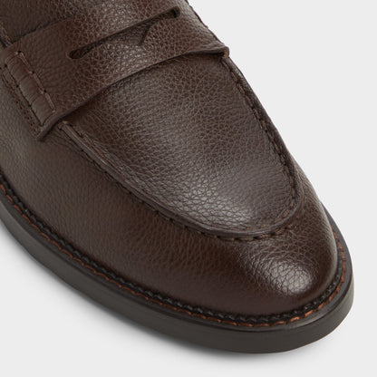 Melvillee in Dark Brown - Loafer | Aldo