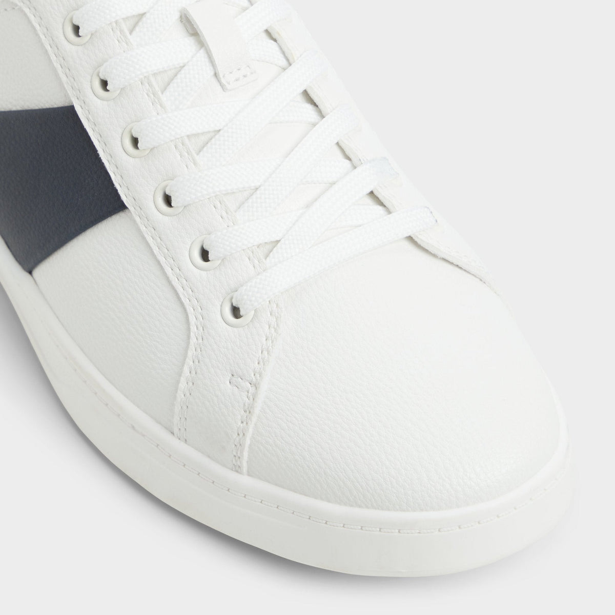 Ozzy White/Navy Men's Low top - Low top sneaker, Cup sole | Aldo
