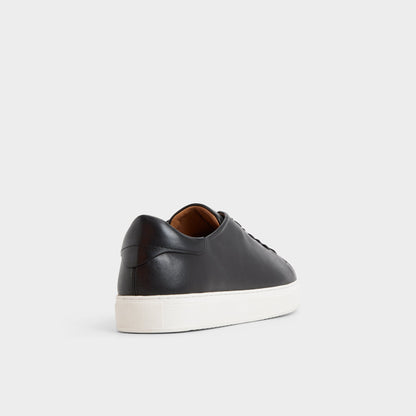 Fonzo in Black - Low top sneaker | Aldo