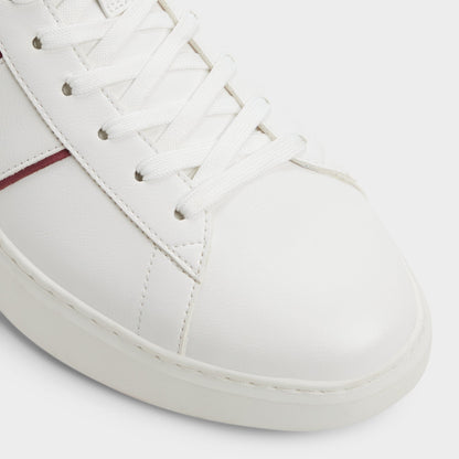 Paxon in White - Low top sneaker | Aldo