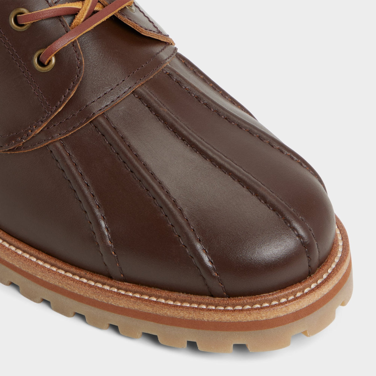 Finn in Medium Brown - Boat shoe, Lug sole | Aldo